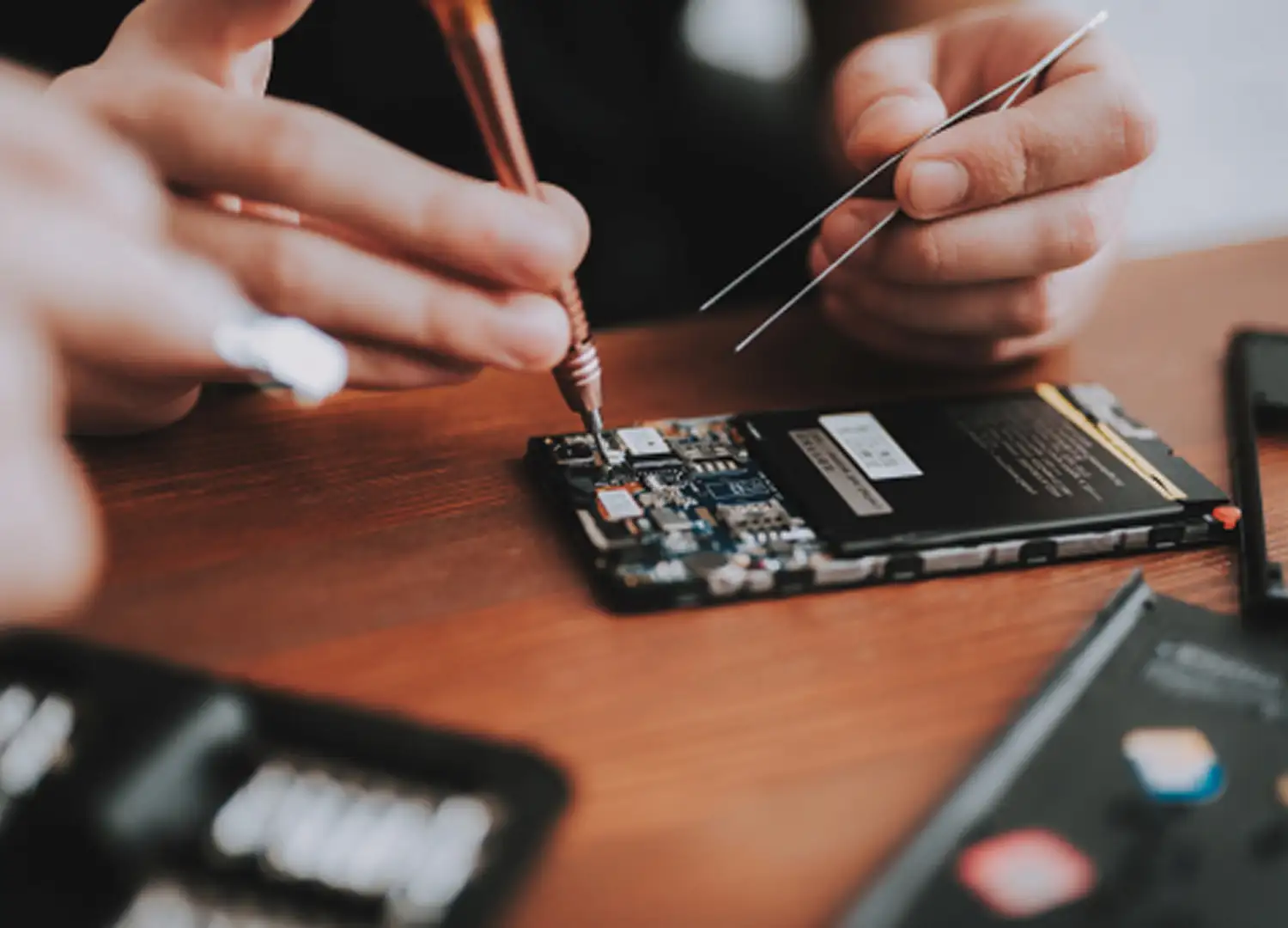 hardware-and-software-services-38